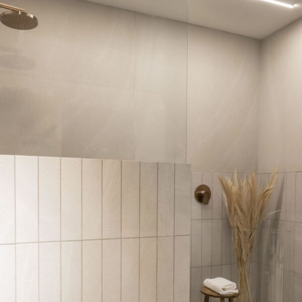 PORCELANATO KHALI OFF WHITE EXT 120X120 ELIANE - Imagem 3