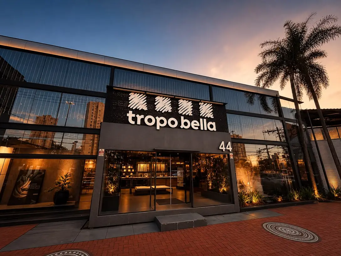 Fachada do showroom Tropobella no Tatuapé, São Paulo